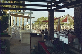 Thalia Beach Resort, Poolbar