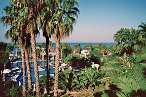 Thalia Beach Resort, Blick ber den Poolbereich